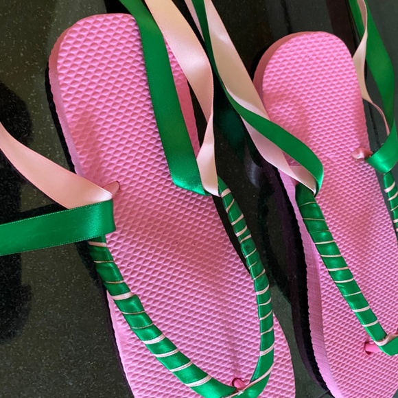 Flip Flops - Picture 12 of 15